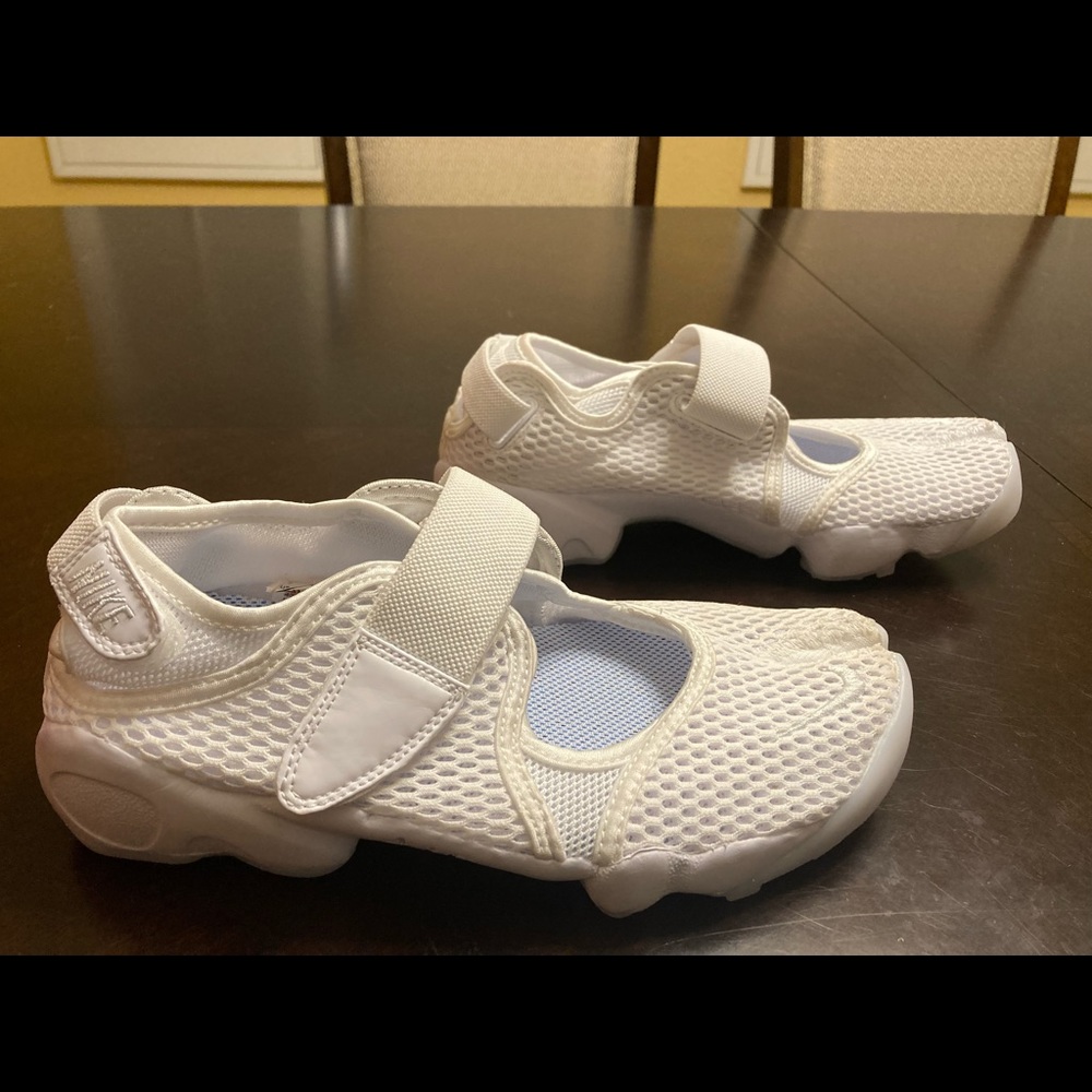 New Nike Air Rift Triple White Sandals Shoes